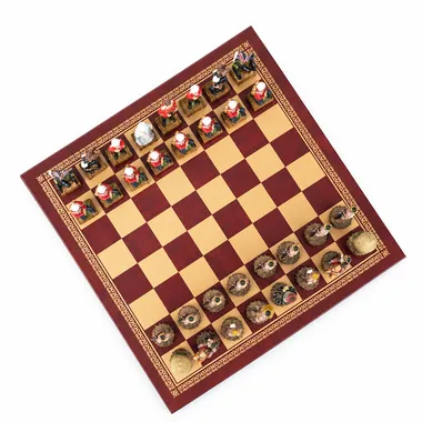 Échiquier similicuir rouge et jeu d'échecs Guerre Anglo-Zouloue, vue en diagonale