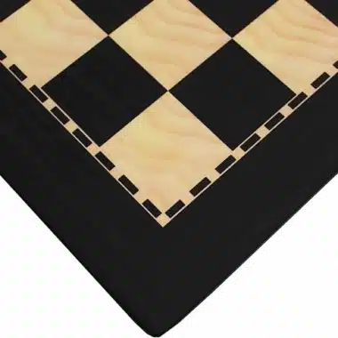 Échiquier Camelot en bois noir et érable, détail du coin des cases