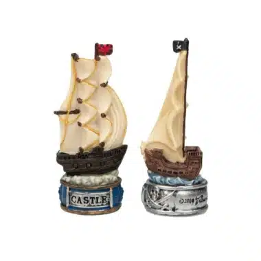 Tours en forme de voiliers pirates, pièces peintes à la main de l'ensemble Pirates II
