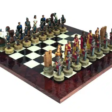 Ensemble Guerre de Troie I Echiquier en Racine de Noyer Brillant & Jeu d'Echecs en Résine