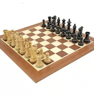 Ensemble Fleur Royale Echiquier en Bois d'Acajou et Erable, Jeu d'Echecs en Bois de Buis Ebonisé