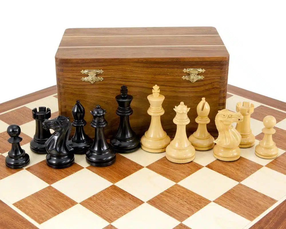 Ensemble Competition Echiquier en Bois d'Erable et d'Acajou, Jeu d'Echecs en Bois & Coffret de Rangement en Bois de Rose Doré – Image 6
