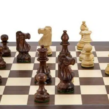 Ensemble French Knight III Echiquier en Bois de Rose et d'Erable & Pièces d'Echecs en Bois de Rose – Image 4