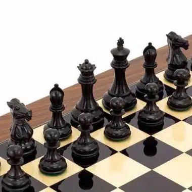 Ensemble "Elegant" Echiquier en Racine de Palissandre et Bois d'Erable & Jeu d'Echecs en Bois d'Ebène