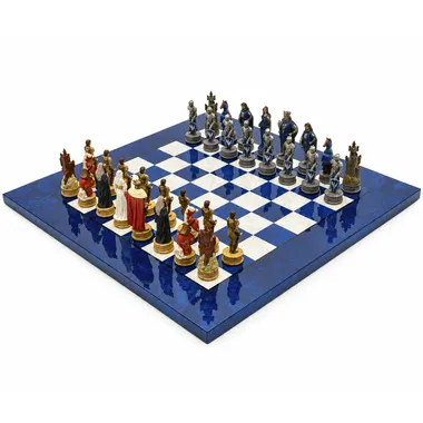 Ensemble Camelot Roi Arthur VIII complet sur échiquier bleu et blanc en bois