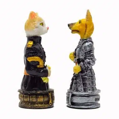 Jeu d'Echecs en Résine "Chiens vs Chats"