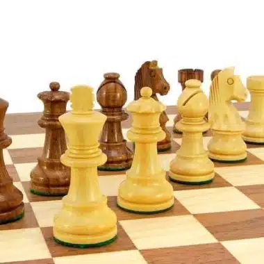 Ensemble Deluxe Petit Echiquier en Bois d'Erable et de Noyer & Jeu d'Echecs en Bois de Rose et Buis – Image 6