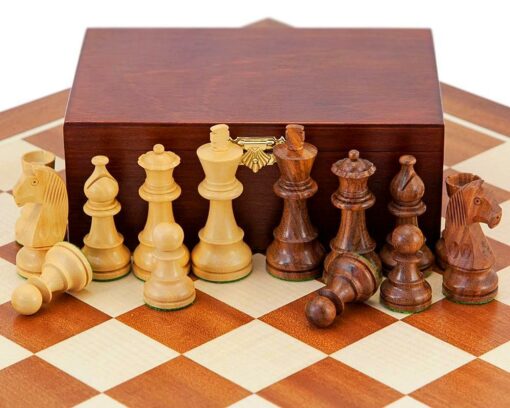 Ensemble "Grand Championship" Echiquier en Bois d'Erable et Acajou, Jeu d'Echecs en Bois de Rose & Coffret de Rangement en Bois de Bouleau