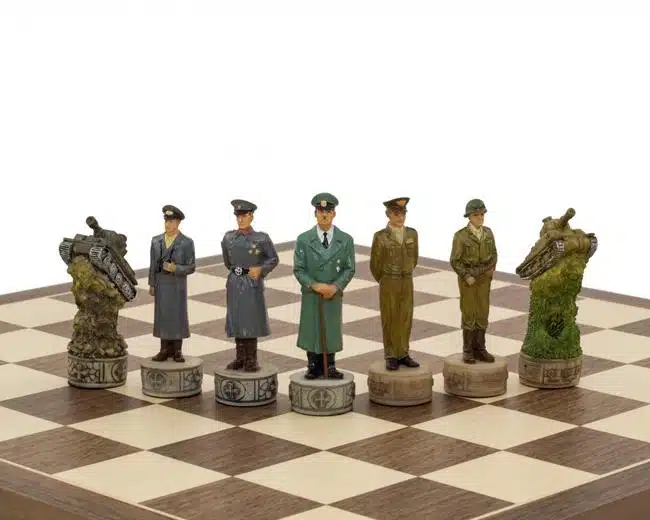 Jeu d'Echecs en Résine "Hitler vs Roosevelt"