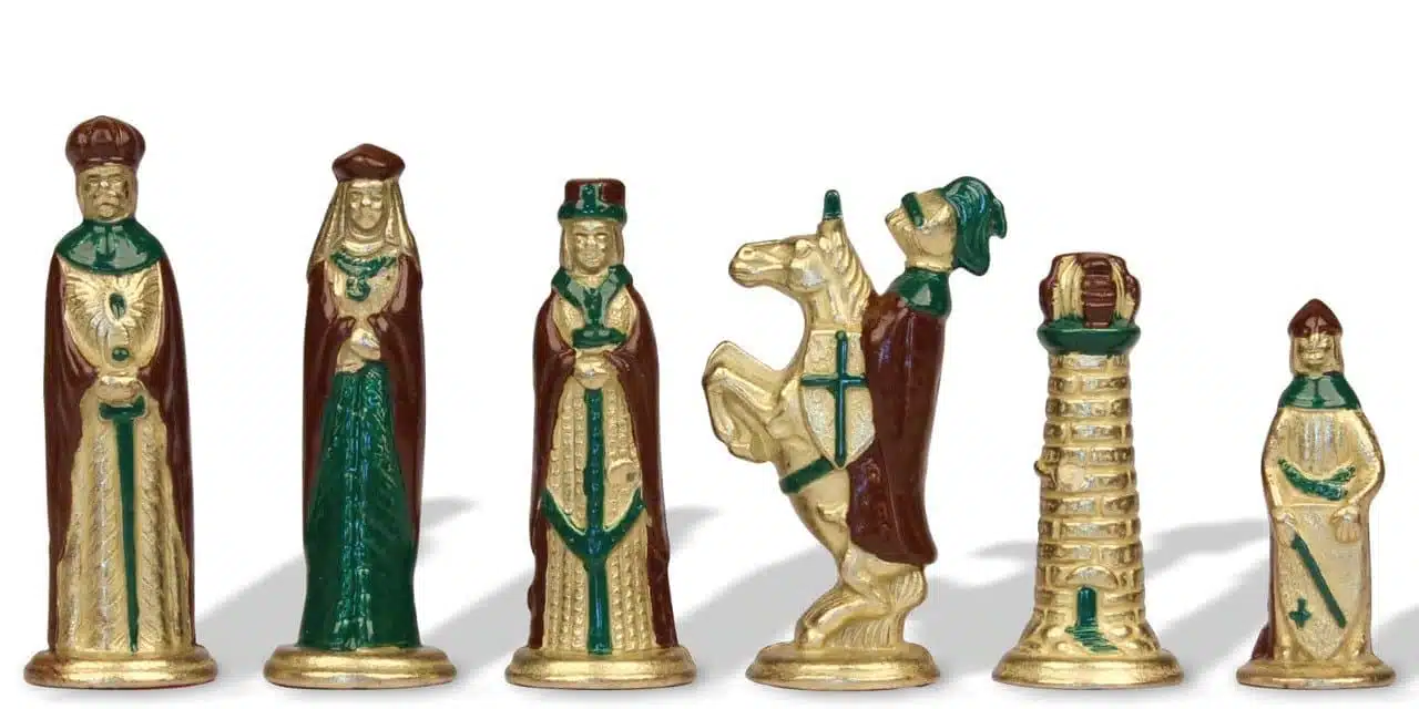 Jeu d'Echecs en Métal Peint à la Main Médiéval – Image 2