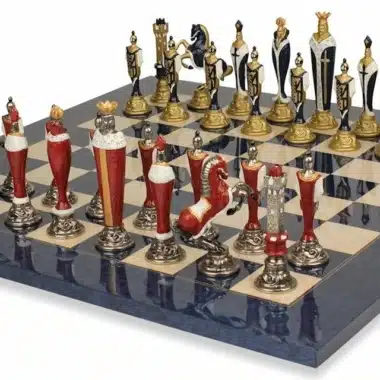 Ensemble Renaissance Haut de Gamme Echiquier en Bois d'Erable Laqué Bleu & Jeu d'Echecs en Métal Peint à la Main