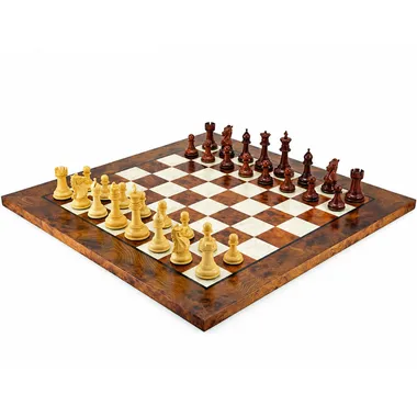 Ensemble Madrid II avec échiquier en orme et bruyère laqué, pièces en bois rouge