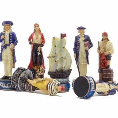 Jeu d'Echecs en Résine "Pirates et Marine royale"