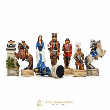 Jeu d'échecs en résine thème samouraï, ensemble complet des pièces peintes