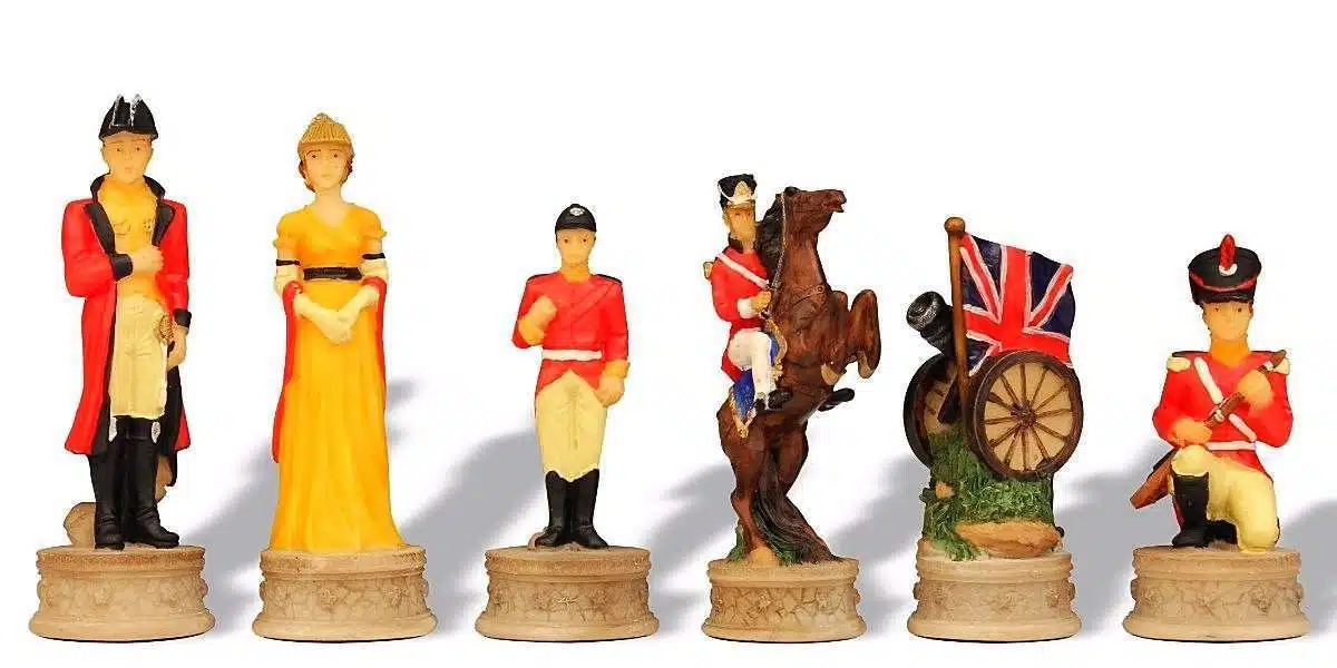 Pièces d'échecs Bataille de Waterloo II : dame, soldat, cavalier et canon britannique