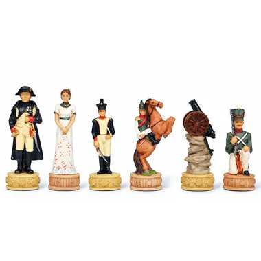 Pièces d'échecs Napoléon Campagne de Russie, reine, fantassin et cavalier détaillés