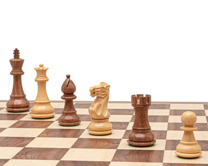 Ensemble Classic XVIII Jeu d'Echecs en Bois d'Acacia et Echiquier en Bois d'Erable – Image 7