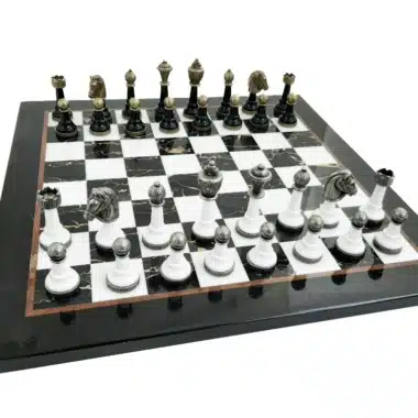 Ensemble Staunton Design X Jeu d'Echecs et Echiquier en Marbre Noir et Blanc