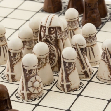 Jeu Viking - Hnefatafl - Pièces en résine & Surface de jeu en Lin