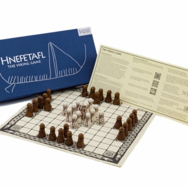 Jeu Viking - Hnefatafl - Pièces en résine & Surface de jeu en Lin