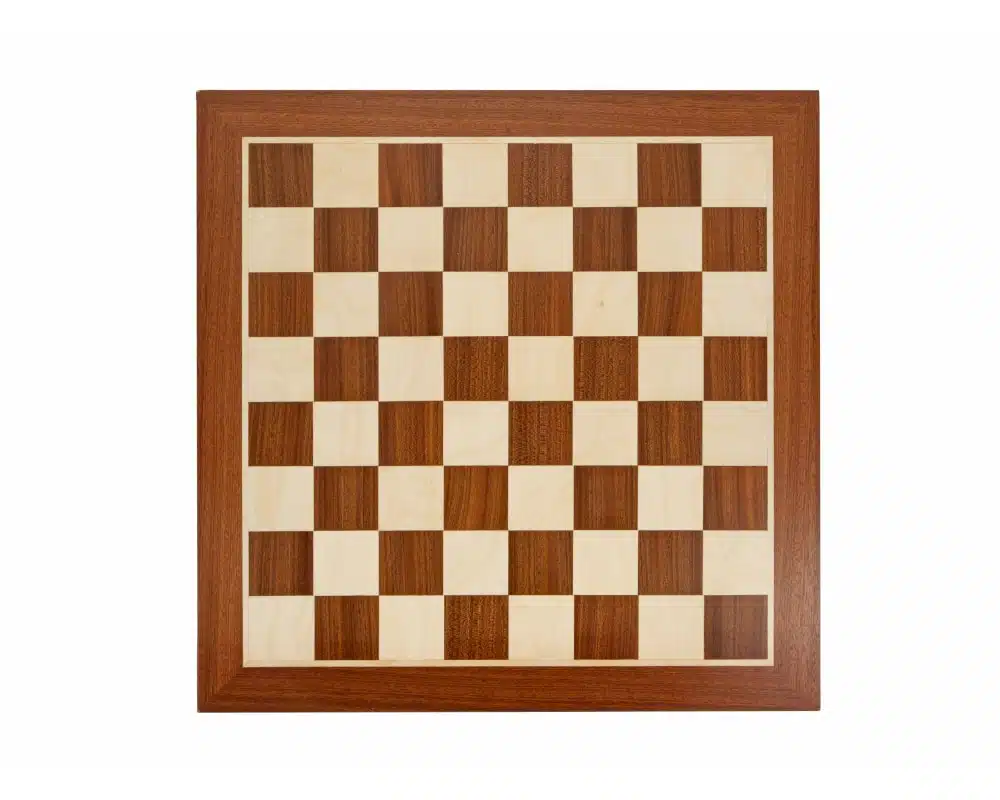 Ensemble Leningrad Echiquier en Bois d'Acajou et Jeu d'Echecs en Bois de Buis Ebonisé – Image 13