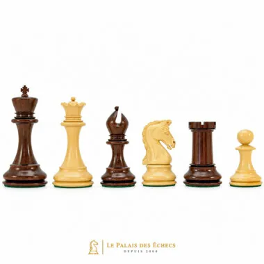 Jeu d'échecs Eminence : pièces en bois de rose et buis alignées