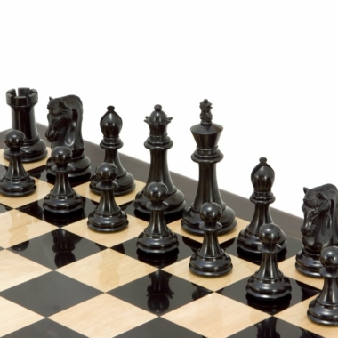 Jeu d'Échecs série Canterbury Knight de Luxe en Bois d'Ébène et Bois de Buis