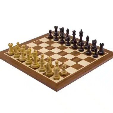 Ensemble Leningrad Echiquier en Bois d'Acajou et Jeu d'Echecs en Bois de Buis Ebonisé