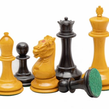 Jeu d'échecs Harrwitz Staunton de Luxe - Échiquier en bois d'Anegre noir et Erable & Pièces en Bois de Buis et Ébène