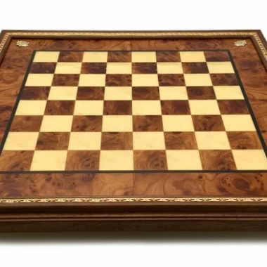 Jeu d'Échecs Grand Oriental - Échiquier en Bois de Bruyère et Bois d'Orme & Pièces en bois et laiton massif