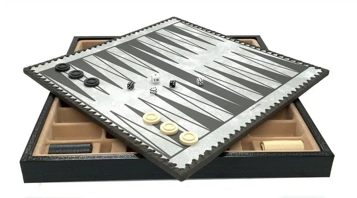 Jeu d'Échecs Jazz vs Rock - Échiquier et Backgammon à rangement en similicuir & Pièces en résine – Image 21