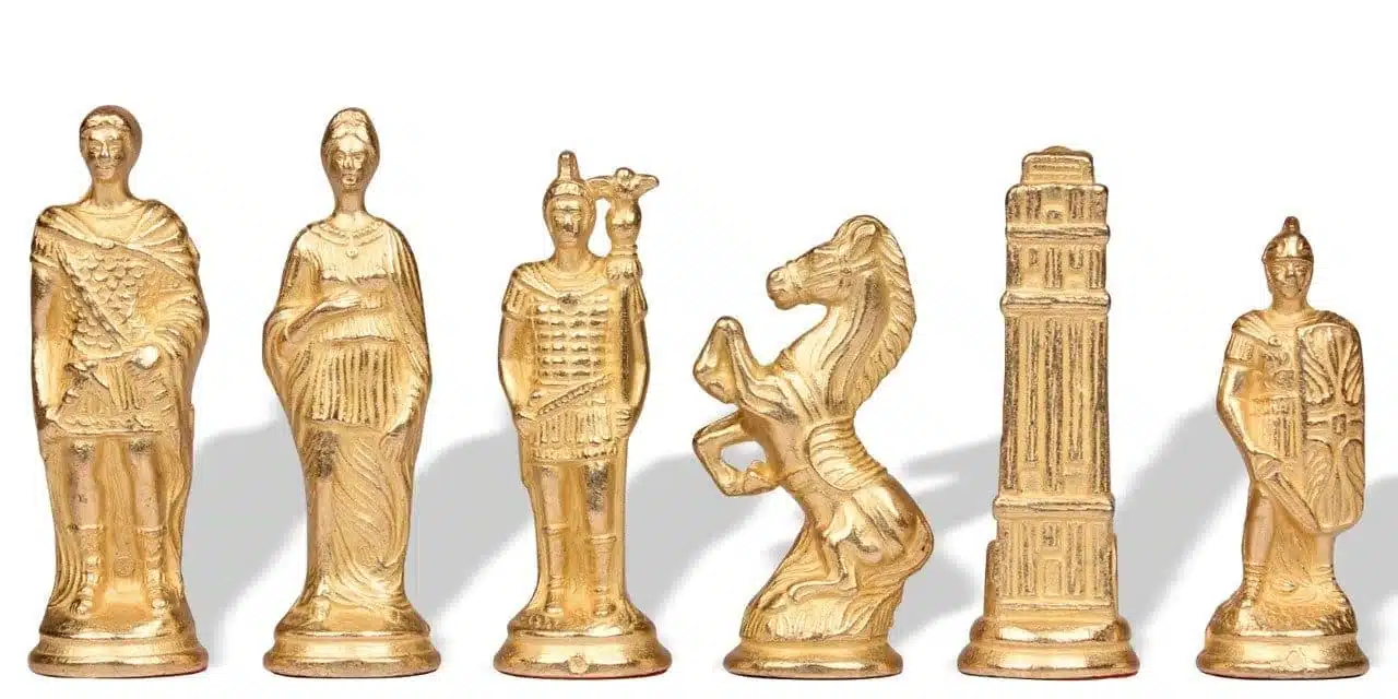 Jeu d'Échecs Romains vs Barbares - Échiquier - Backgammon et Jeu de Dames en Similicuir avec Rangement & Pièces en Métal – Image 7