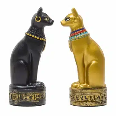 Jeu d'Echecs Égypte Ancienne en Résine &  Échiquier en Similicuir avec Compartiment de Rangement – Image 4
