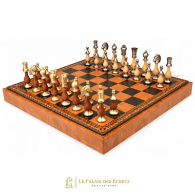 Jeu d'Échecs Grand Oriental en position de jeu sur l'échiquier en similicuir