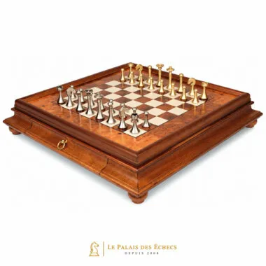 Jeu d'échecs contemporain sur coffret en bois de bruyère avec tiroir et pieds tournés