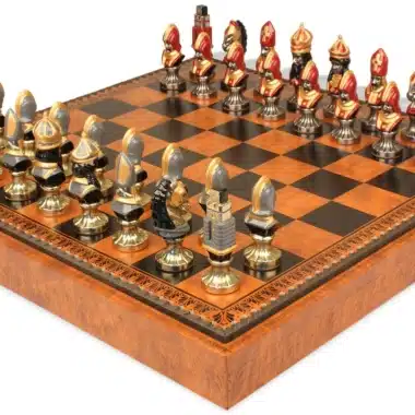 Jeu d'Échecs Moncada - Échiquier - Backgammon et Jeu de dames en similicuir & Pièces en métal peintes à la main