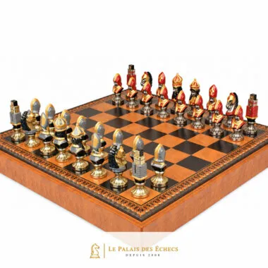 Pièces du jeu d'échecs Moncada en métal peintes à la main alignées