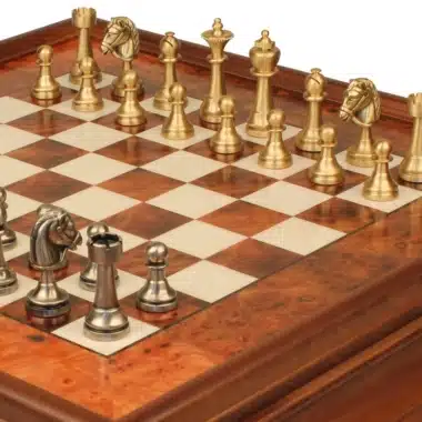 Jeu d'Échecs Staunton - Échiquier en bois de Bruyère et Bois d'Orme avec tiroir & Pièces en laiton massif