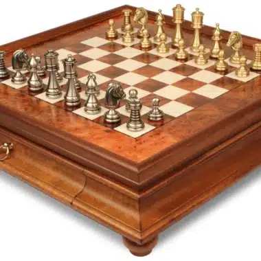Jeu d'Échecs Perse - Échiquier en bois de Bruyère et Bois d'Orme avec tiroir & Pièces en laiton massif