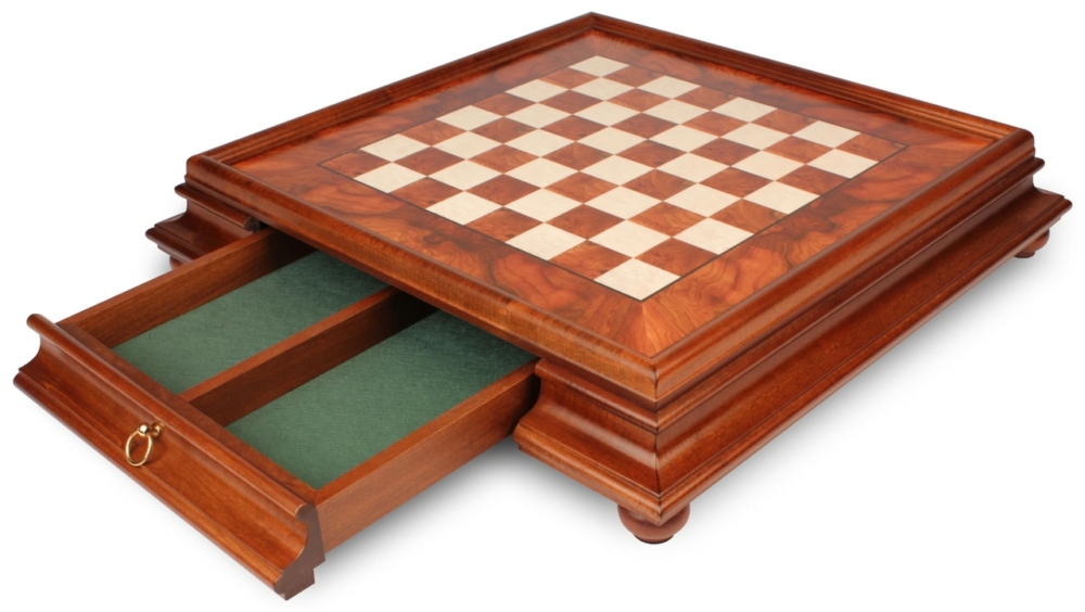 Jeu d'Échecs Oriental - Échiquier en bois de Bruyère et Bois d'Orme avec tiroir & Pièces en laiton massif