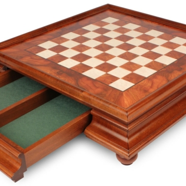 Jeu d'Échecs Oriental - Échiquier en bois de Bruyère et Bois d'Orme avec tiroir & Pièces en laiton massif