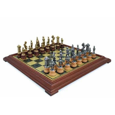 Jeu d'échecs Mary Stuart complet sur échiquier à cadre en bois