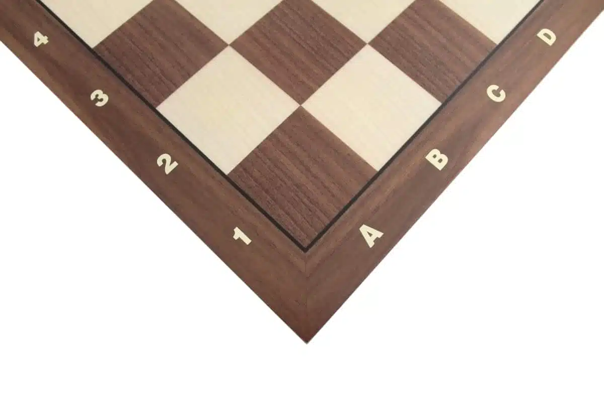 Jeu d'Echecs en Bois Staunton et Échiquier Alphanumérique en Bois de Noyer et Érable avec Coffret de Rangement – Image 7