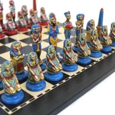 Alternative view of Jeu d'Echecs Égypte en Métal Peint à la Main et Échiquier en Bois