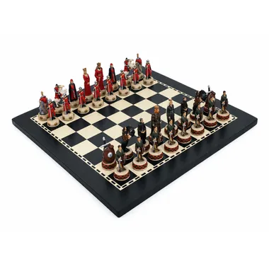 Jeu d'échecs Angleterre VS Écosse installé sur échiquier noir et bois clair