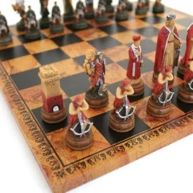 Alternative view of Jeu d'Echecs Camelot - Échiquier Similicuir & Jeu d'échecs en Résine