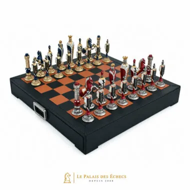 Ensemble complet d'échecs Renaissance italienne sur échiquier en cuir avec tiroir