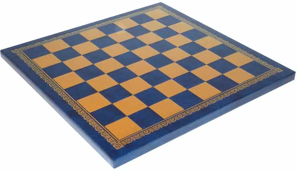 Jeu d'Echecs en Résine Mythologie Grecque : La Bataille de Troie et Échiquier en Similicuir Doré et Bleu – Image 9