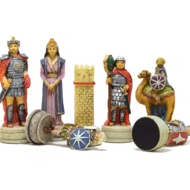 Jeu d'Echecs Guerres Arabo Byzantine en Résine et Échiquier en Similicuir Doré et Bleu – Image 3