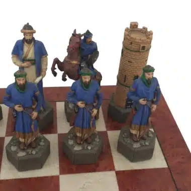Jeu d'Echecs Géant Les Croisades en Résine et Échiquier en Bois d'Orme et de Bruyère – Image 2